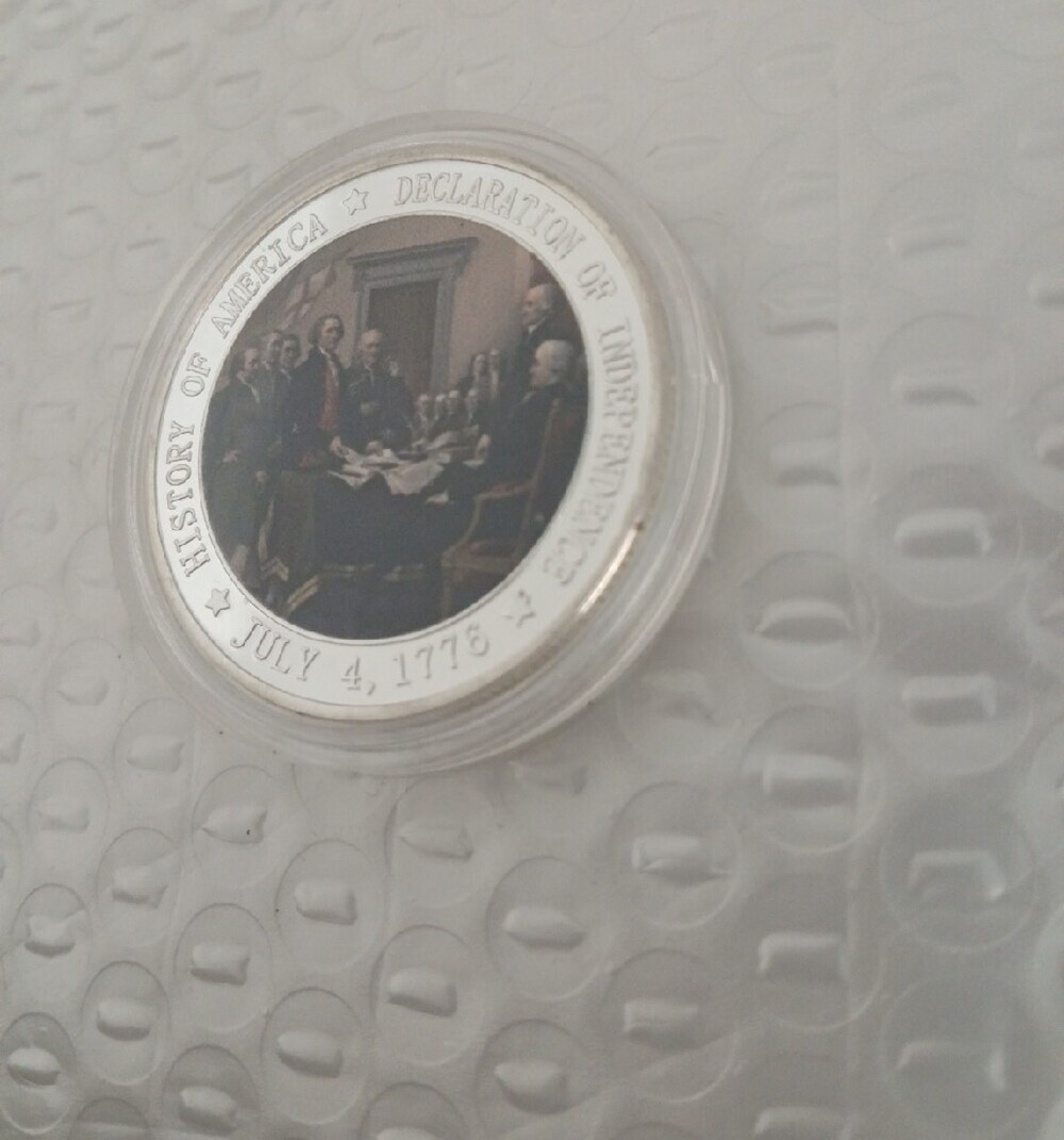 Commemorative July 4, 1776 Silver-Tone Collectible Coin - Picture 4 of 6